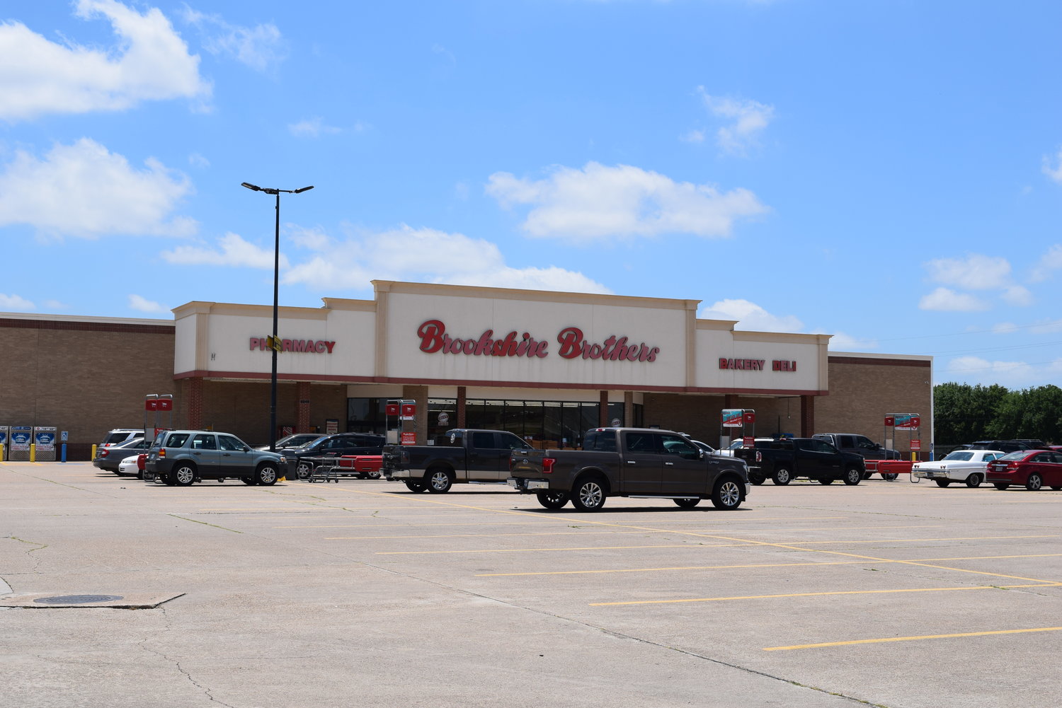 The Brookshire Brothers store in Katy is raising money to assist Katy Christian Ministries while the Brookshire location is raising funds to help the Brookshire Pattison Food Pantry.